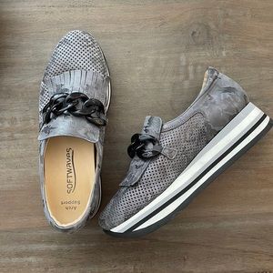 Worn once - Softwaves Sneakers